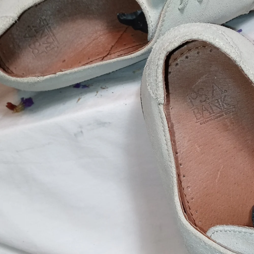 Cool Joseph A. Bank men's suede/nubuk shoes